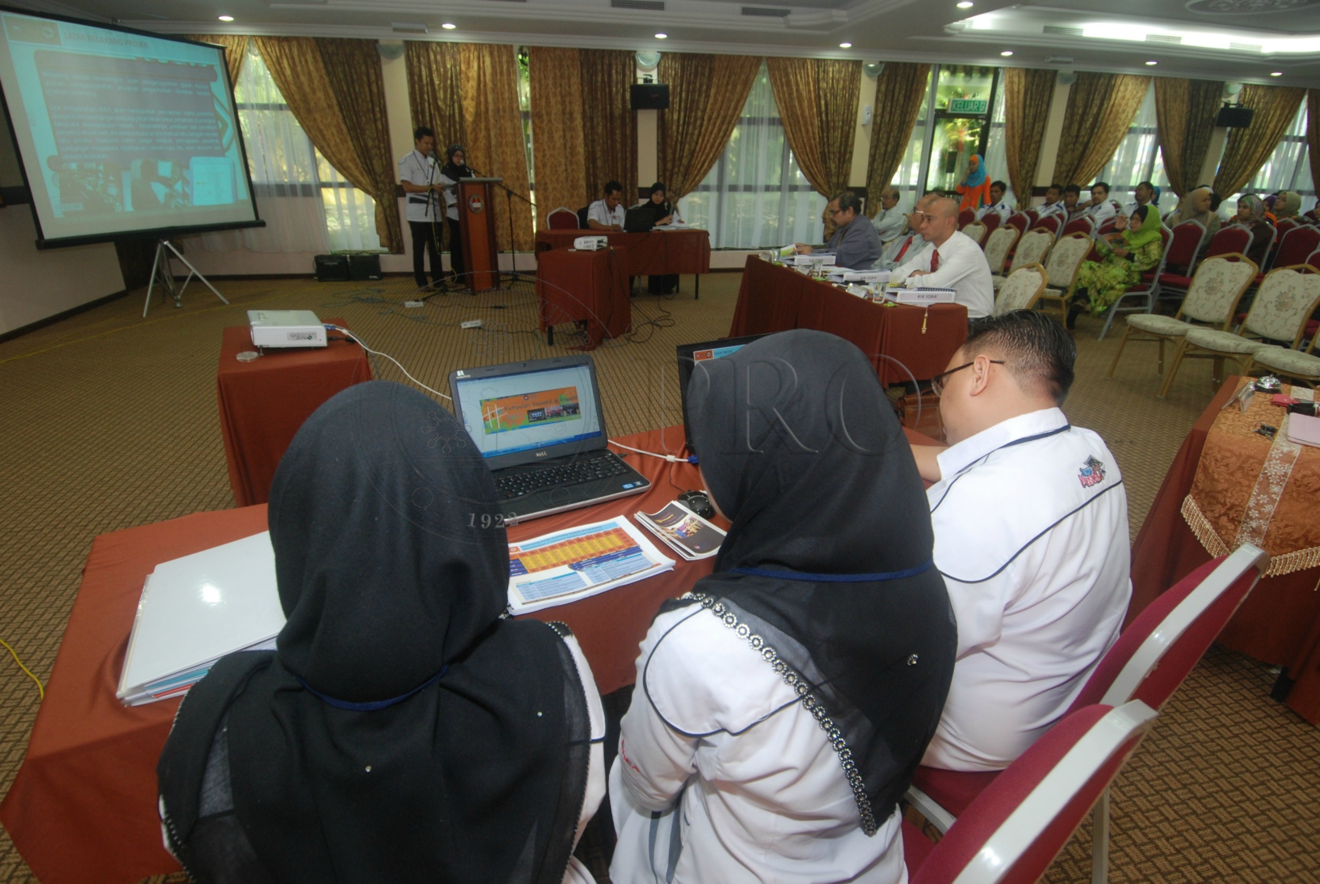 PRO 12 139 KIK DSC 9500